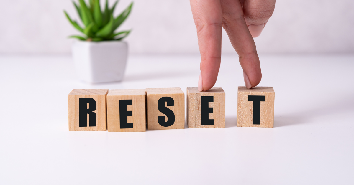 Mid-Year Reset: 7 Must-Have Tools to Organize Your Life Before Summer Gets Busy